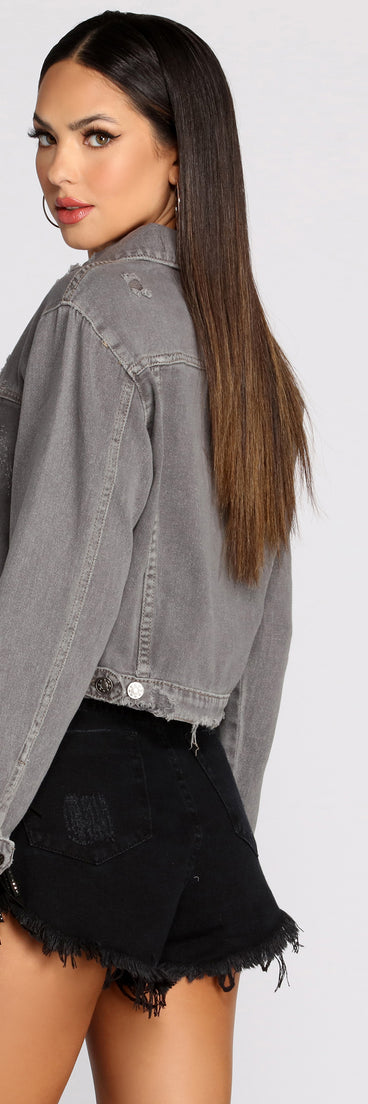 Distressed Crop Denim Jacket is a trendy pick to create 2023 festival outfits, festival dresses, outfits for concerts or raves, and complete your best party outfits!