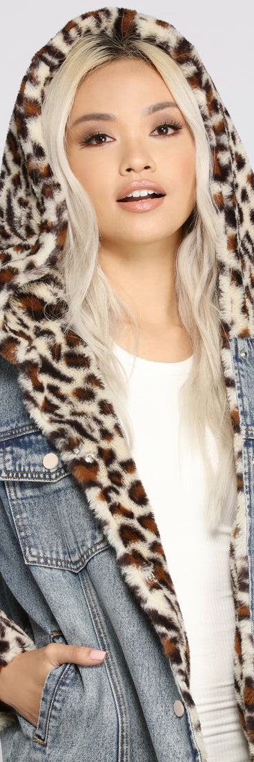 So Sassy Faux Fur Denim Jacket helps create the best summer outfit for a look that slays at any event or occasion!