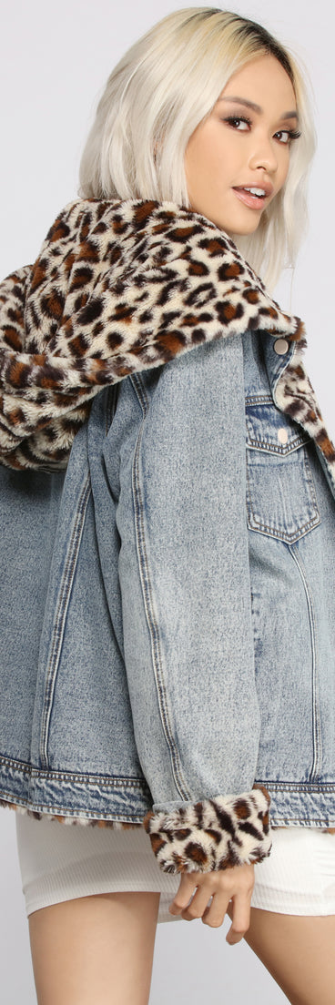 So Sassy Faux Fur Denim Jacket helps create the best summer outfit for a look that slays at any event or occasion!
