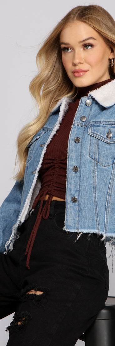 All the Feels Sherpa Lined Denim Jacket helps create the best summer outfit for a look that slays at any event or occasion!
