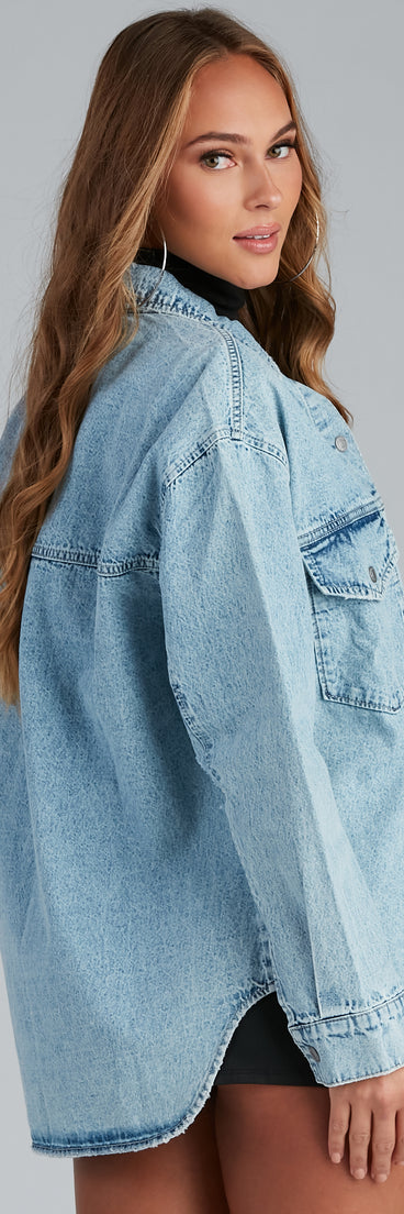 Total Mood Distressed Denim Jacket is a trendy pick to create 2023 festival outfits, festival dresses, outfits for concerts or raves, and complete your best party outfits!