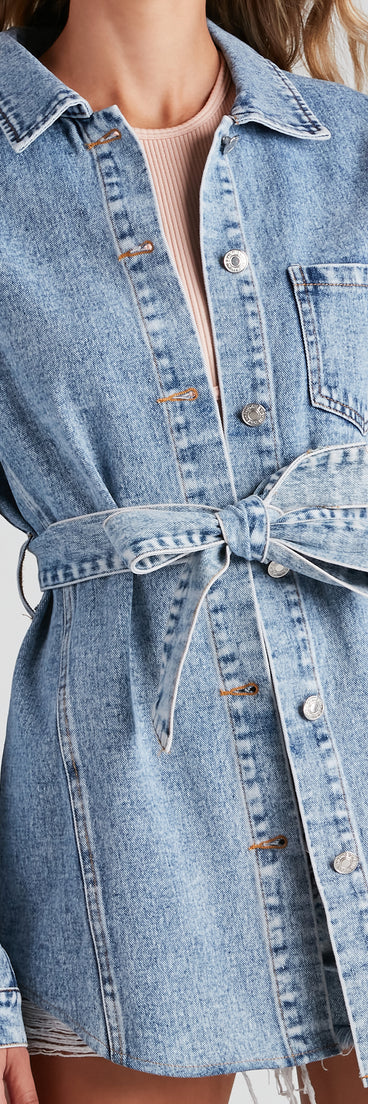 The Classic Acid Wash Denim Shacket is a trendy pick to create 2023 festival outfits, festival dresses, outfits for concerts or raves, and complete your best party outfits!
