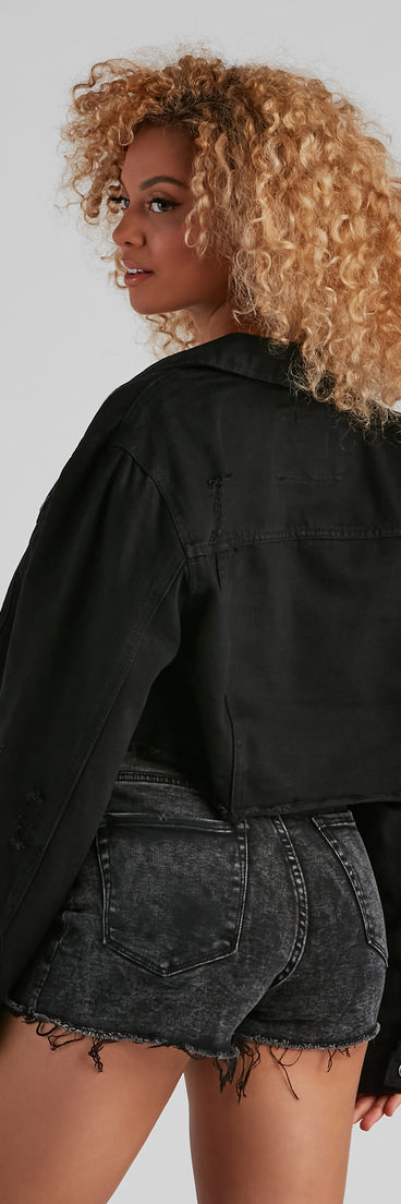 Girl With Edge Crop Denim Jacket helps create the best summer outfit for a look that slays at any event or occasion!