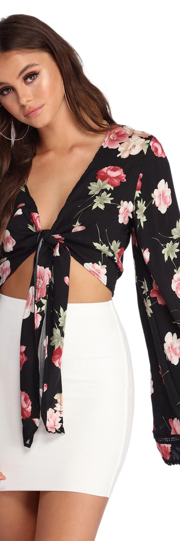 With fun and flirty details, Ring Around In Florals Top shows off your unique style for a trendy outfit for the summer season!