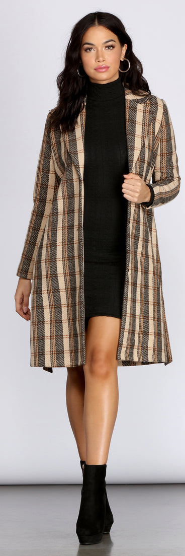 Plaid And Simple Long Coat helps create the best summer outfit for a look that slays at any event or occasion!