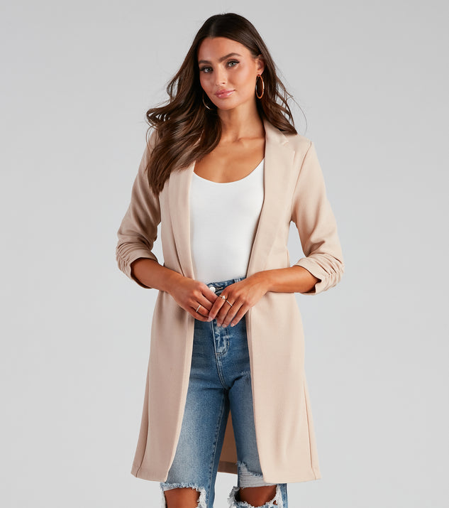 Boss Babe Crepe Longline Blazer helps create the best summer outfit for a look that slays at any event or occasion!
