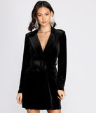 A Vision In Velvet Trench Coat helps create the best summer outfit for a look that slays at any event or occasion!