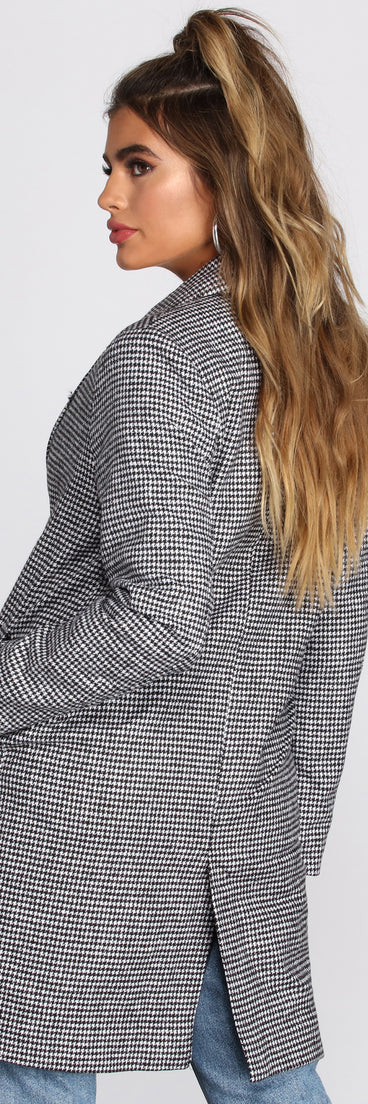On My Street Style Glen Plaid Coat helps create the best summer outfit for a look that slays at any event or occasion!