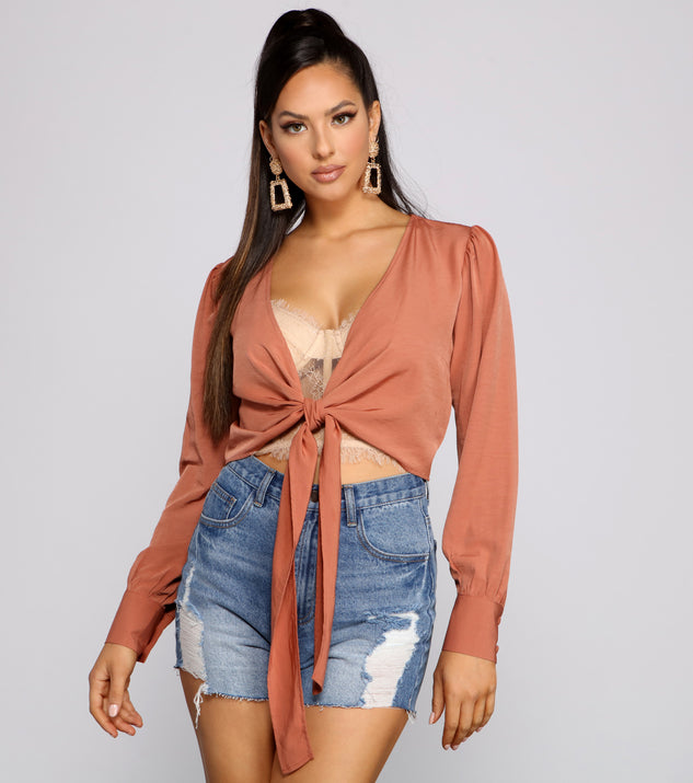 With fun and flirty details, So Chic Tie Front Crop Top shows off your unique style for a trendy outfit for the summer season!