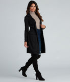 So Professional Long Line Blazer helps create the best summer outfit for a look that slays at any event or occasion!
