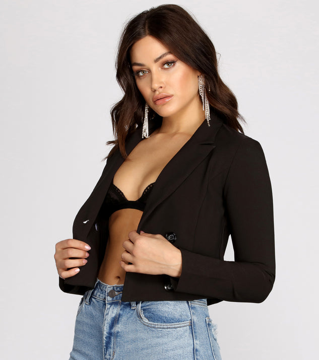Double Breasted Cropped Blazer helps create the best summer outfit for a look that slays at any event or occasion!