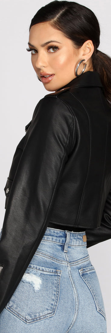 Chic And Cropped Faux Leather Jacket is a trendy pick to create 2023 festival outfits, festival dresses, outfits for concerts or raves, and complete your best party outfits!