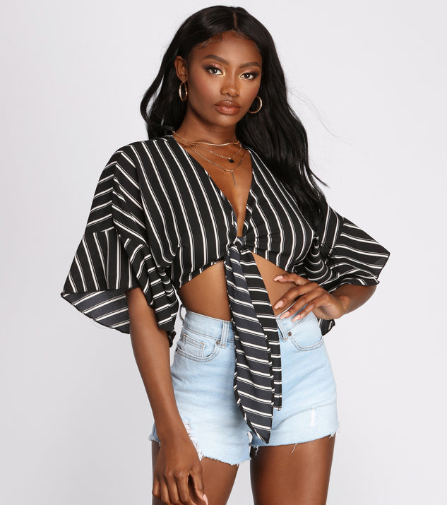 With fun and flirty details, Boho Feels Tie Front Top shows off your unique style for a trendy outfit for the summer season!