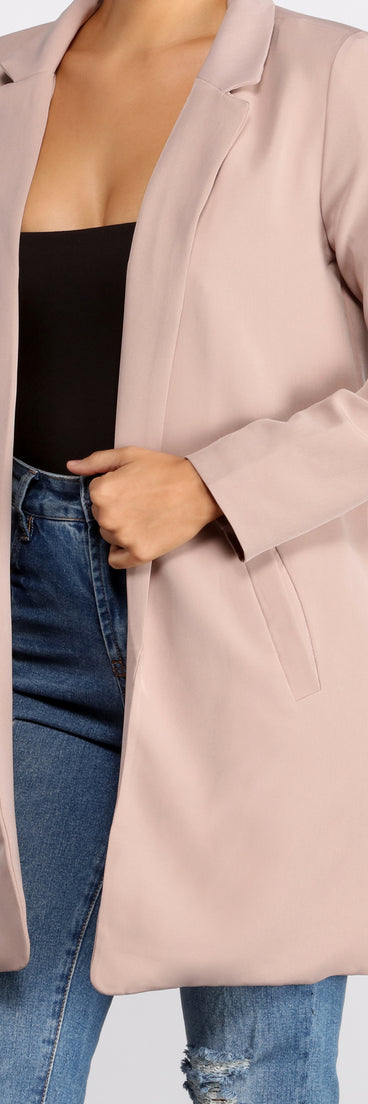 Pulling Power Moves Oversized Blazer helps create the best summer outfit for a look that slays at any event or occasion!