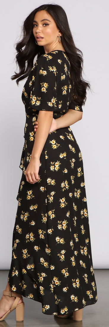 Sweet Intentions Floral Ruffled Duster is a trendy pick to create 2023 festival outfits, festival dresses, outfits for concerts or raves, and complete your best party outfits!