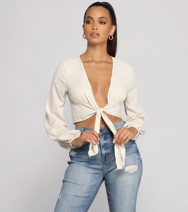 Dress up in Major Trendsetter Tie Front Crop Top as your going-out dress for holiday parties, an outfit for NYE, party dress for a girls’ night out, or a going-out outfit for any seasonal event!