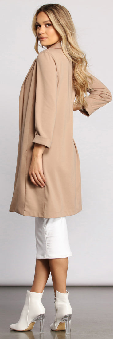 Always Chic Long Line Blazer helps create the best summer outfit for a look that slays at any event or occasion!