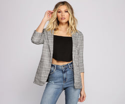 Perfectly Plaid Lined Blazer helps create the best summer outfit for a look that slays at any event or occasion!