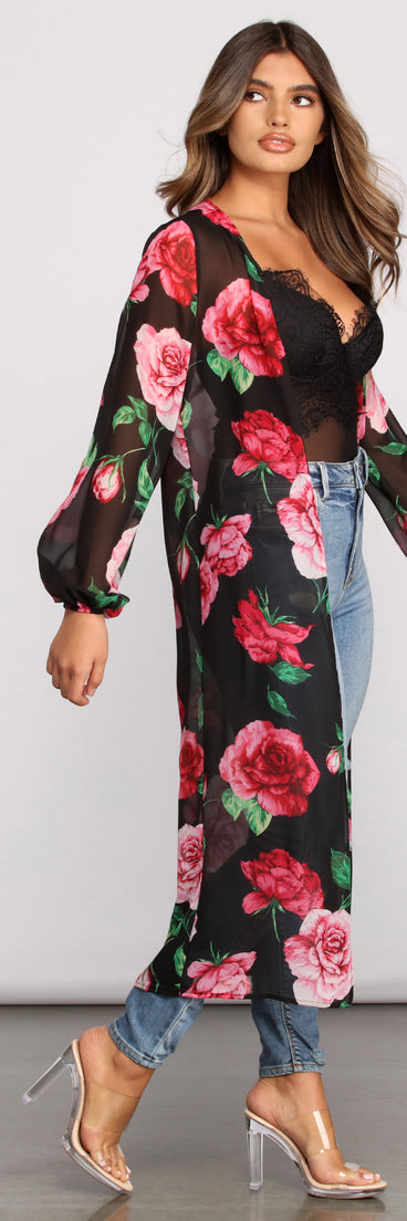 Romantic Vibes Rose Printed Duster helps create the best summer outfit for a look that slays at any event or occasion!