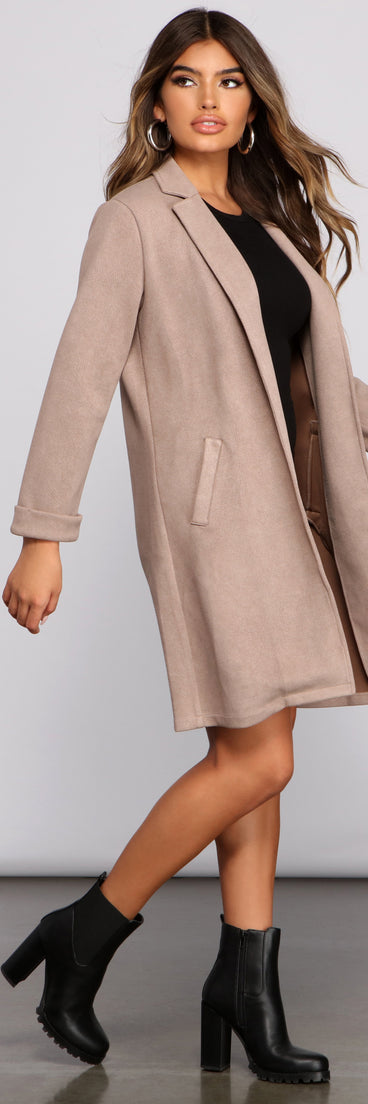 Classy and Chic Faux Suede Long Line Blazer helps create the best summer outfit for a look that slays at any event or occasion!