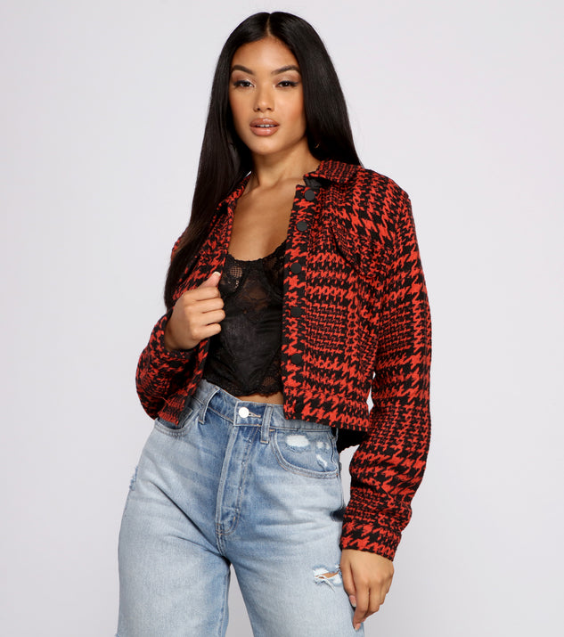 So Haute Houndstooth Cropped Jacket helps create the best summer outfit for a look that slays at any event or occasion!