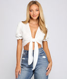 With fun and flirty details, Stylish Twist Tie Front Top shows off your unique style for a trendy outfit for the summer season!