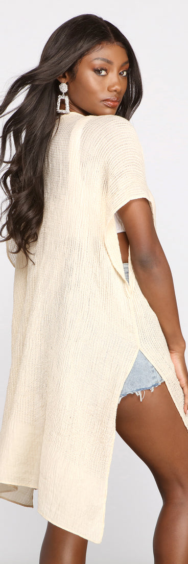 Basic And Chic Flowy Kimono is a trendy pick to create 2023 festival outfits, festival dresses, outfits for concerts or raves, and complete your best party outfits!