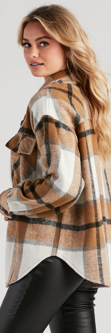 True And Trendy Plaid Shacket is a fire pick to create a concert outfit, 2024 festival looks, outfits for raves, or to complete your best party outfits or clubwear!