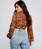 With fun and flirty details, Caught In A Floral Gaze Crop Top shows off your unique style for a trendy outfit for the summer season!
