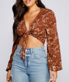 With fun and flirty details, Caught In A Floral Gaze Crop Top shows off your unique style for a trendy outfit for the summer season!