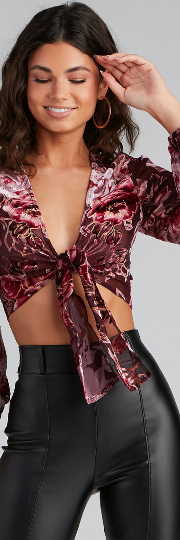 Luxe Velvet Floral Tie-Front Top is a trendy pick to create 2023 festival outfits, festival dresses, outfits for concerts or raves, and complete your best party outfits!