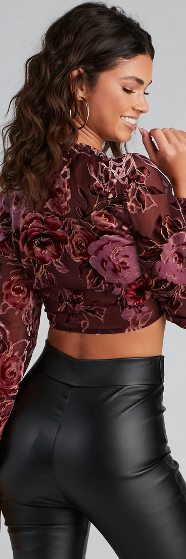 Luxe Velvet Floral Tie-Front Top is a trendy pick to create 2023 festival outfits, festival dresses, outfits for concerts or raves, and complete your best party outfits!