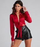 With fun and flirty details, the So Sleek Satin Tie-Front Blouse shows off your unique style for a trendy outfit for summer!