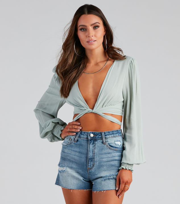 Sunset Chaser Tie-Front Top is a trendy pick to create 2023 festival outfits, festival dresses, outfits for concerts or raves, and complete your best party outfits!