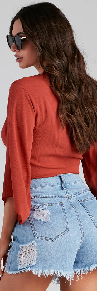 With fun and flirty details, Trip To The Coast Tie-Front Top shows off your unique style for a trendy outfit for the summer season!