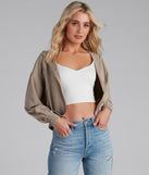 All That Bomber Jacket is a trendy pick to create 2023 festival outfits, festival dresses, outfits for concerts or raves, and complete your best party outfits!