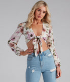 With fun and flirty details, Tie The Knot Floral Crop Top shows off your unique style for a trendy outfit for the summer season!
