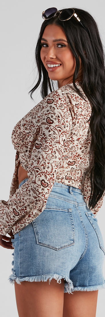 With fun and flirty details, Bohemian Chic Paisley Tie Front Top shows off your unique style for a trendy outfit for the summer season!