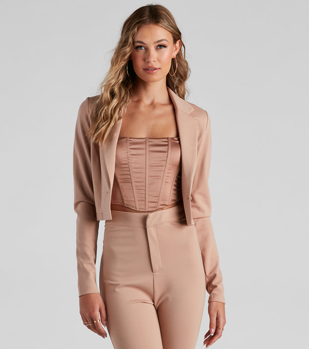 You’ll look stunning in the In Office Ponte Crop Blazer when paired with its matching separate to create a glam clothing set perfect for parties, date nights, concert outfits, back-to-school attire, or for any summer event!