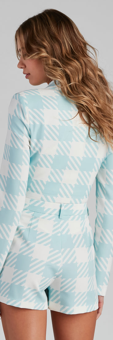 That Preppy Vibe Houndstooth Blazer helps create the best summer outfit for a look that slays at any event or occasion!