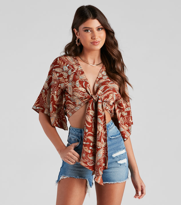 You’ll look stunning in the Palisades Paisley Tie-Front Top when paired with its matching separate to create a glam clothing set perfect for a New Year’s Eve Party Outfit or Holiday Outfit for any event!