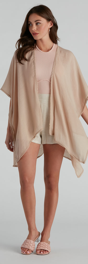 Coastal Chic Woven Kimono helps create the best summer outfit for a look that slays at any event or occasion!