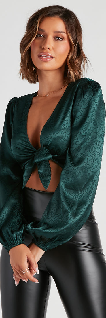 Dress up in Sweetly Yours Rose Tie-Front Top as your going-out dress for holiday parties, an outfit for NYE, party dress for a girls’ night out, or a going-out outfit for any seasonal event!