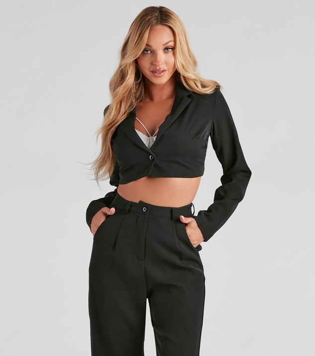 You’ll look stunning in the Effortless And Elevated Cropped Blazer when paired with its matching separate to create a glam clothing set perfect for a New Year’s Eve Party Outfit or Holiday Outfit for any event!
