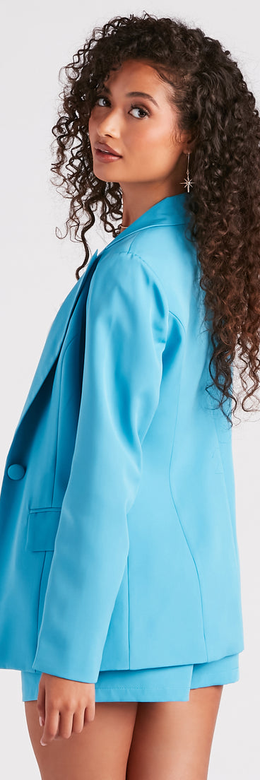 Bold Moves Woven Blazer helps create the best summer outfit for a look that slays at any event or occasion!