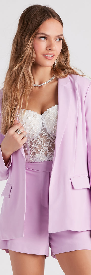 Chic Brunch 'Fit Oversized Blazer helps create the best summer outfit for a look that slays at any event or occasion!