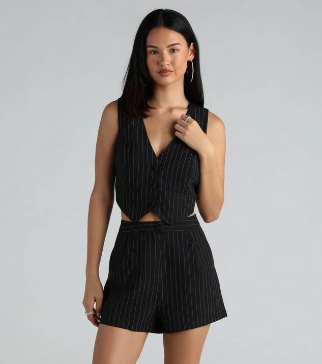 With fun and flirty details, the Iconic Vibes Pinstripe Cropped Vest shows off your unique style for a trendy outfit for the spring or summer season!