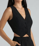 With fun and flirty details, the Iconic Vibes Pinstripe Cropped Vest shows off your unique style for a trendy outfit for the spring or summer season!