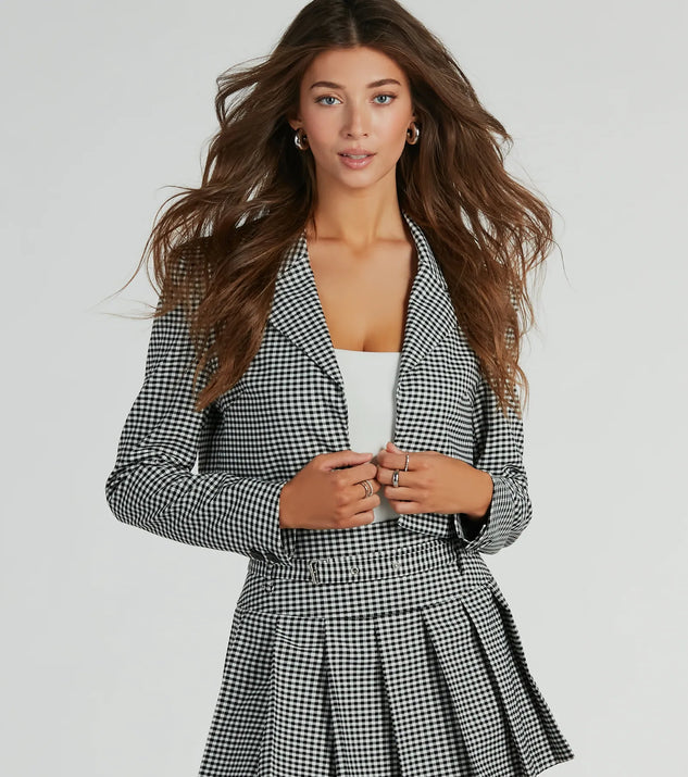 Your fall and winter outfits will be on-trend when you style the Preppy Perfection Gingham Twill Cropped Blazer to complete your best outfit of the day or add a layer of stylish warmth to your look!