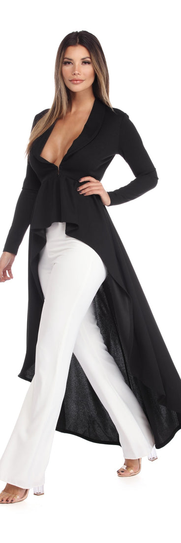 High Class Jacket is the perfect Homecoming look pick with on-trend details to make the 2023 HOCO dance your most memorable event yet!